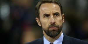 费迪南德：索斯盖特应该早点进行换人 若我是他会选择留任