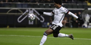 格纳布里：弗里克信任我 穆勒更容易引起关注因为他话很多