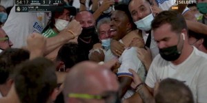 <?php the_title(); ?>