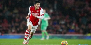 富安健洋：我踢什么比赛不重要关键是帮助球队，有信心击败利物浦