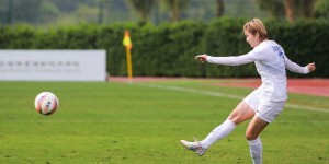 沪媒：女足国脚张馨迎来复出 上海女足女超目标仍是力争前三