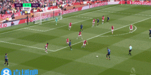 C罗英超达百球，英超以其名义捐赠1万欧，C罗个人再捐1万欧