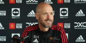 到底开不开心？滕哈赫：C罗没踢曼城不太开心，但是他训练很开心