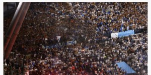 RMC；马赛球迷因投放烟雾弹致法兰克福球迷重伤被指控谋杀未遂