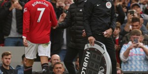 如何处理C罗离开？滕哈赫：事情已经过去，我们关注的是未来