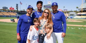 <?php the_title(); ?>