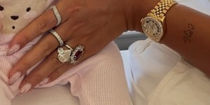 记录报：卡塔尔打算让乔治娜说服C罗加盟，王室赠她礼物+VIP礼遇