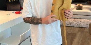 梅西收到罗萨里奥人民“签名簿”，邻里留言表示感谢和喜爱