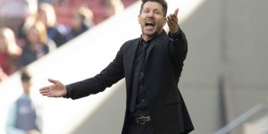 马竞vs巴萨：教练席的对决，哈维和西蒙尼的新较量