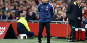 记者：斯赫德不会中途下课，因阿贾克斯承诺最多出售4人没做到