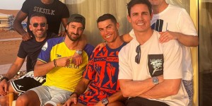 C罗晒聚会照：谢谢所有人的生日祝福，感谢能与亲友们度过这一天