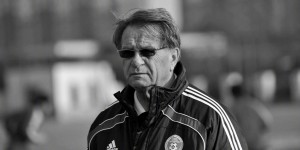 对布拉泽维奇的不幸离世，我们深表哀悼，愿天堂也有足球相伴