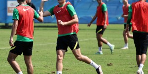 北京国安队内教学赛2-2平，王子铭双响，李博希、田玉达破门