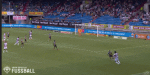 加盟利兹联替代拉菲尼亚？“荷甲迪亚斯”将打破库伊特身价纪录