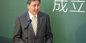 张路：小学校园足球应该搞普及而非提高，青训的提高应该在校外搞