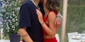 又要复合了？内马尔晒与前女友合照：回顾！无条件的爱❤️