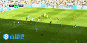 没眼看?！曼联半场崩盘，替补席上的C罗双手捂脸 不忍直视