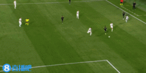 打分时间到！皇马官推晒巴尔韦德照：1分到10分，你们有多爱我？