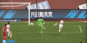 中超-武磊帽子戏法4场5球巴尔加斯助攻戴帽 海港7-0梅州客家