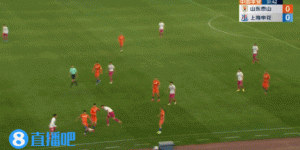 半场-孙准浩远射造险孙世林染黄 泰山得势不得分暂0-0申花