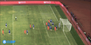 没悬念了！孙准浩角球助攻，莫伊塞斯双响，泰山五球领先