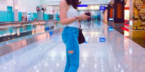 這腿100分！花航正妹「無敵S曲線」長腿比例讓人受不了，及臀熱褲