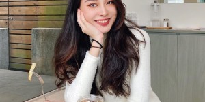 「清新天菜」遊海洋公園大開放，觀眾台直接倒出「隱藏嫩乳」