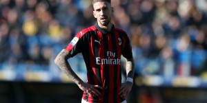 记者：卡斯蒂列霍想要离队；米兰正在寻求更具攻击性的右翼