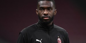 罗马诺：米兰正商谈买断托莫里，蓝军不愿降低2800万欧费用