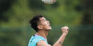 肖智：中乙并不好踢坚持源于热爱 中超应减少外援锻炼新人