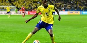 Athletic：阿森纳想签伊萨克补锋线，球员解约金6020万镑