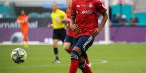 踢球者：拜仁今夏计划补强2-3个位置，克里斯-理查兹可能留队