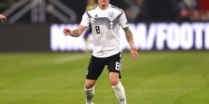 德法大战，克罗斯128次触球7次铲球均为全场最多