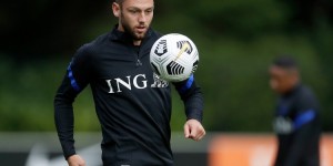 德弗里：德里赫特很有责任感 我们没有低估捷克但细节决定成败