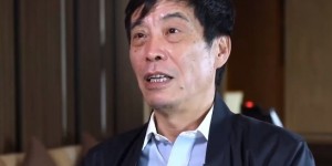 体坛：足协领导杜兆才陈戌源探望明天，将为其聘请最好的医生手术