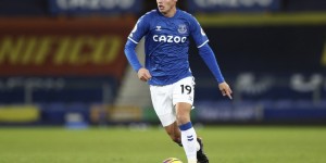 哥伦比亚媒体：J罗被经纪人推荐给了AC米兰和那不勒斯