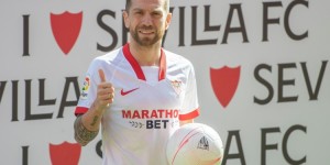 意媒：米兰准备与塞维交换卡斯蒂列霍和戈麦斯，双方正在谈判