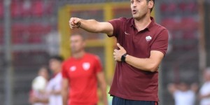 罗马诺：丰塞卡与热刺商谈最后细节，他想换掉自己的教练团队