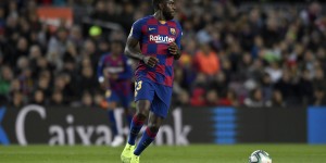 跟队记者：巴萨已通知乌姆蒂蒂，他不在巴萨下赛季计划之内