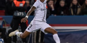 队报：切尔西有意引进金彭贝，但可能得先出售球员