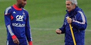 阿内尔卡：希望姆巴佩振作起来，想赢得金球奖要和最好的球员竞争