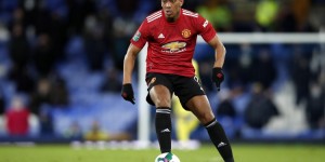 维尔通亨称马夏尔是无缘欧洲杯的球星，库瓦：他也算明星球员？