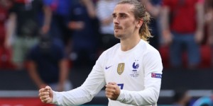 记者：格列兹曼只考虑留队或者转会马竞，不想去其他球队