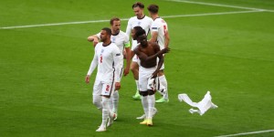 <?php the_title(); ?>