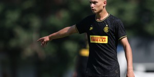 巴塞尔总监：埃斯波西托是超级天才，他的加盟让我们锋线更强大