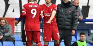 巴恩斯：菲尔米诺能串联利物浦攻击线，他的出场顺位应高于若塔