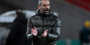 罗泽谈不敌弗赖堡：球员传球速度太慢，无效控球太多