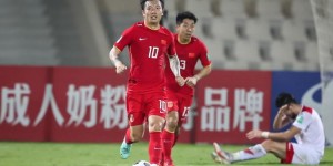 体坛：国足或在阿联酋设营地 何时回归主场仍难定