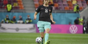 卫报记者：尽管卢卡库即将加盟，但切尔西仍有意萨萨-卡拉季奇