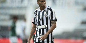 米体：若热与尤文签约5年&年薪120万欧 其母曾变卖珠宝赞助他踢球